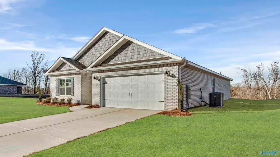 396 Jackson Point Circle #A, Huntsville, AL 35811 - #2