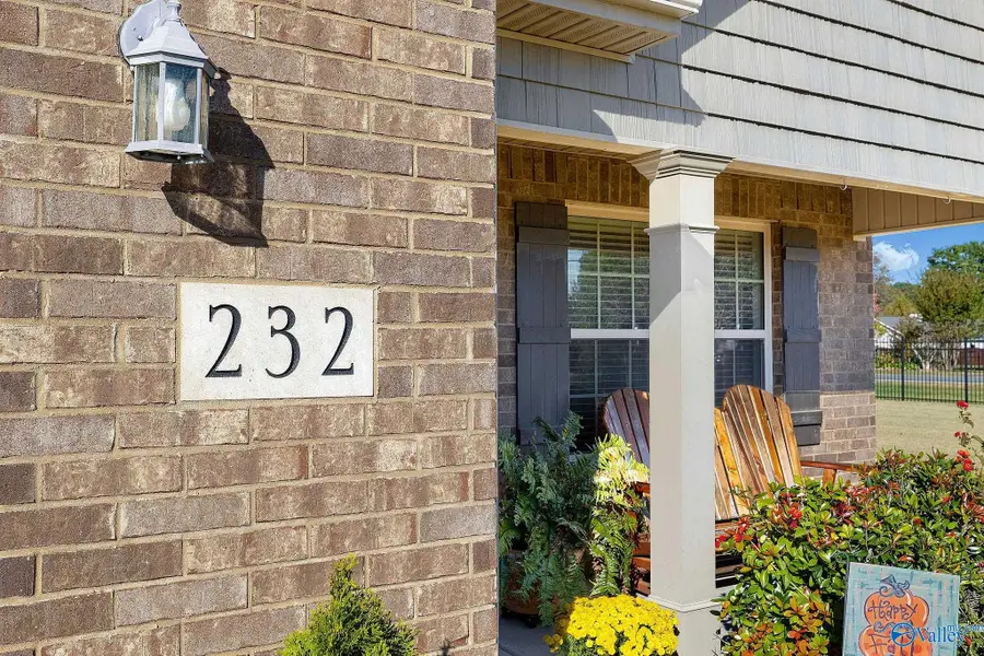 232 Olde Dogwood Trail, Decatur, AL 35603 - Image #3