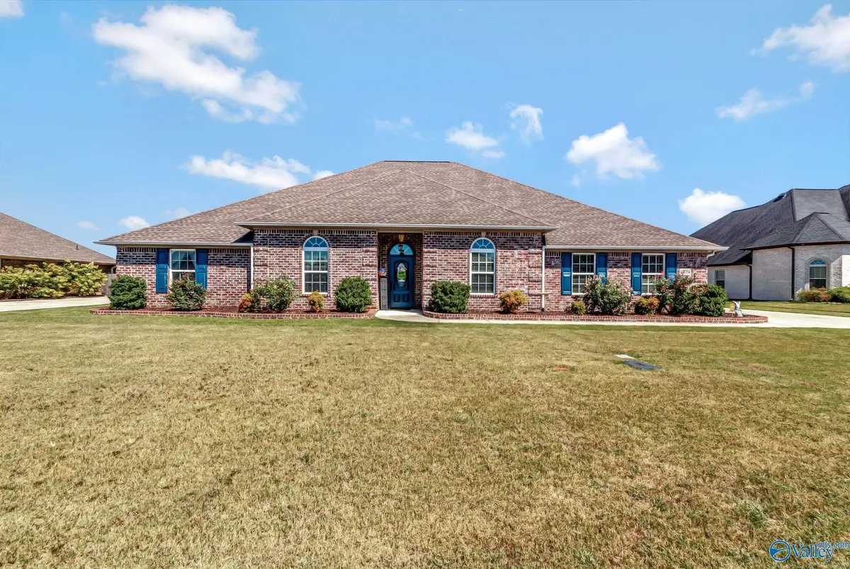 13054 Chapel Hill Lane, Athens, AL 35613 - Image #1