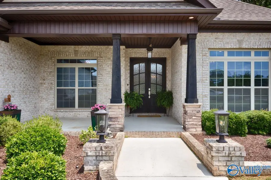 211 Water Ridge Lane, Huntsville, AL 35811 - Image #2