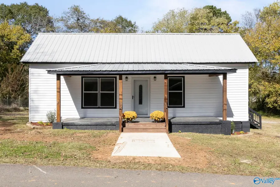 129 Williamson Street, Paint Rock, AL 35764 - Image #2