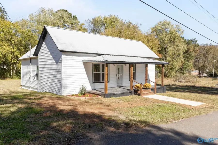 129 Williamson Street, Paint Rock, AL 35764 - Image #3