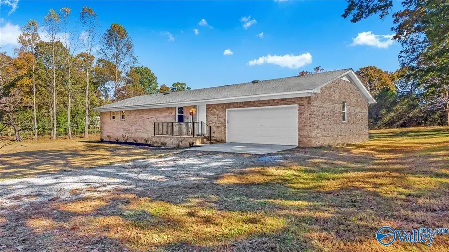 269 Pinecrest Circle, Toney, AL 35773 - Image #3