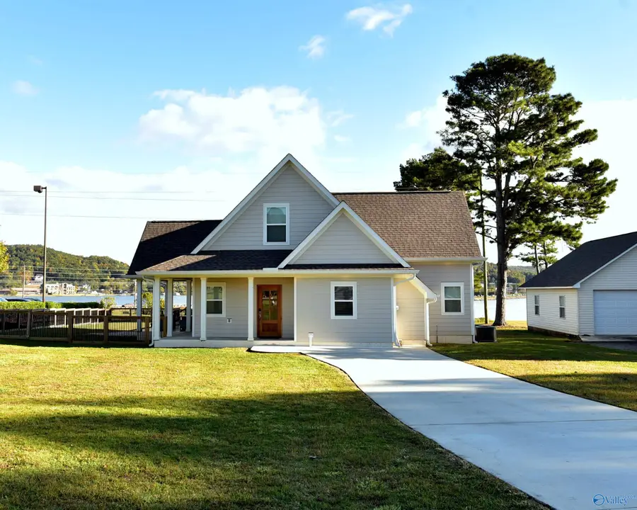 2401 Cowen Circle, Guntersville, AL 35976 - Image #2