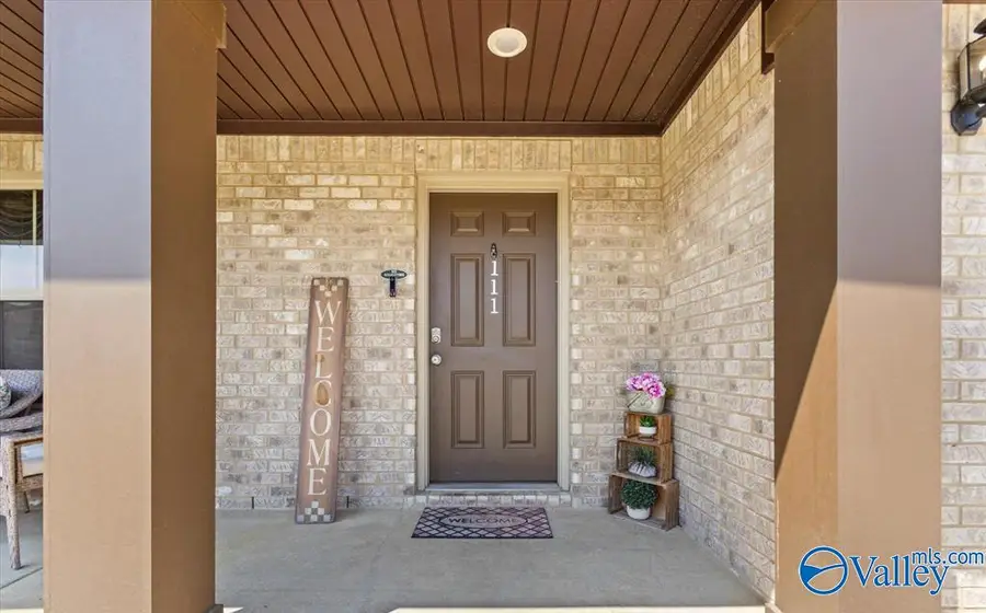 111 Waltrip Drive, Owens Cross Roads, AL 35793 - Image #3