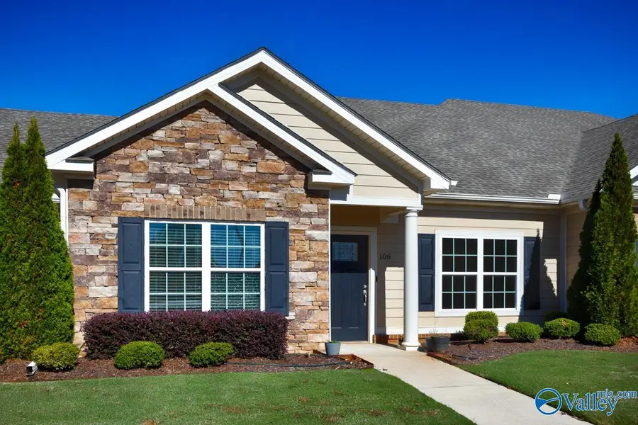 106 Moore Farm Circle Nw #106, Huntsville, AL 35806 - Image #3
