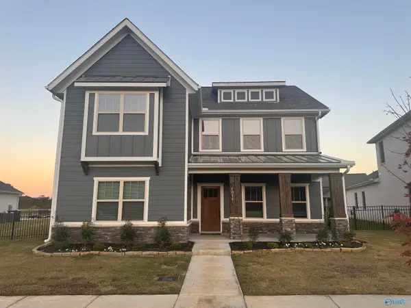 1614 Bridgedale Street Ne, Huntsville, AL 35811