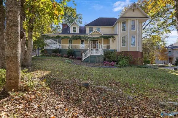 10204 Everest Drive, Huntsville, AL 35803