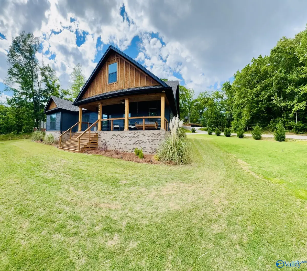 200 Creekside Drive, Florence, AL 35630 - #1