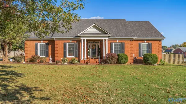 14866 Capstone Lane, Athens, AL 35613