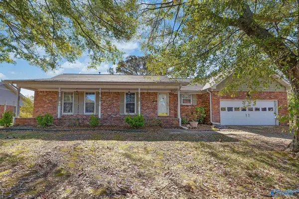 1218 Seminole Drive Nw, Hartselle, AL 35640