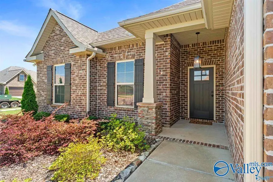 100 Tanner Drake Court, New Market, AL 35761 - Image #3