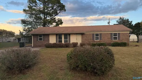 111 Edinburgh Drive, Athens, AL 35611