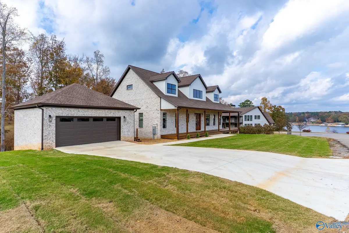 97 Noah's Road, Jasper, AL 35503 - Image #1