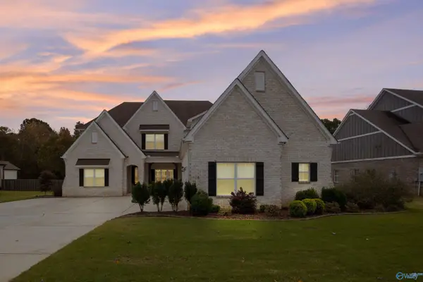 118 Creekmound Drive, Huntsville, AL 35806