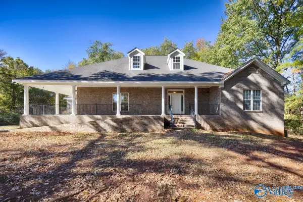 10243 James Drive, Athens, AL 35611