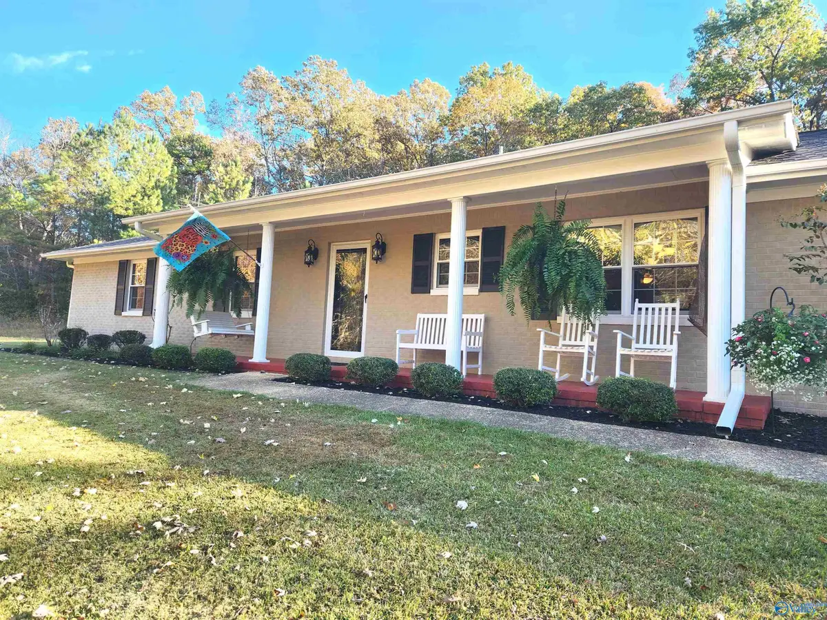 556 Mormon Hollow Road, Sulligent, AL 35586 - Image #1