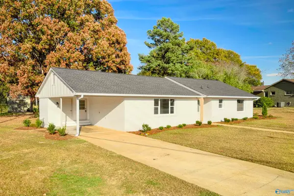 2112 Woodmont Drive, Decatur, AL 35601