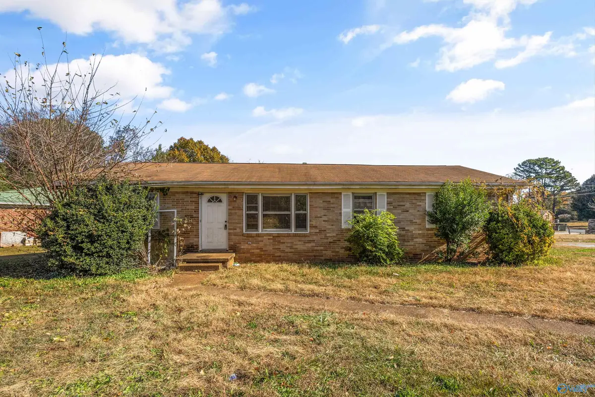 3402 Greenhill Drive, Huntsville, AL 35810 - Image #1