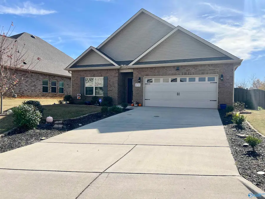 8769 Segers Trail Loop Nw, Madison, AL 35756 - Image #2