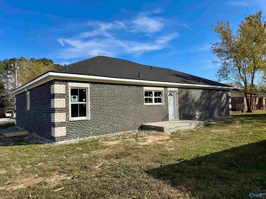 3113 SW Sandlin Road, Decatur, AL 35603 - Image #3