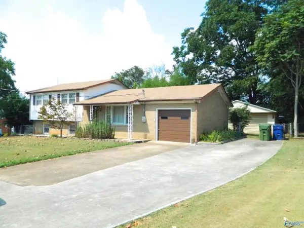 302 Mountain Gap Road Se, Huntsville, AL 35803