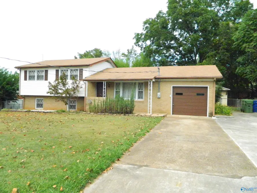 302 Mountain Gap Road Se, Huntsville, AL 35803 - Image #2