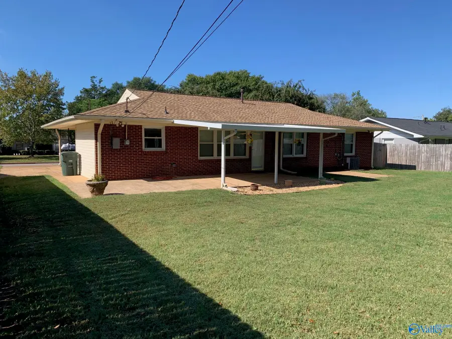 2120 Windover Drive Ne, Huntsville, AL 35811 - Image #2