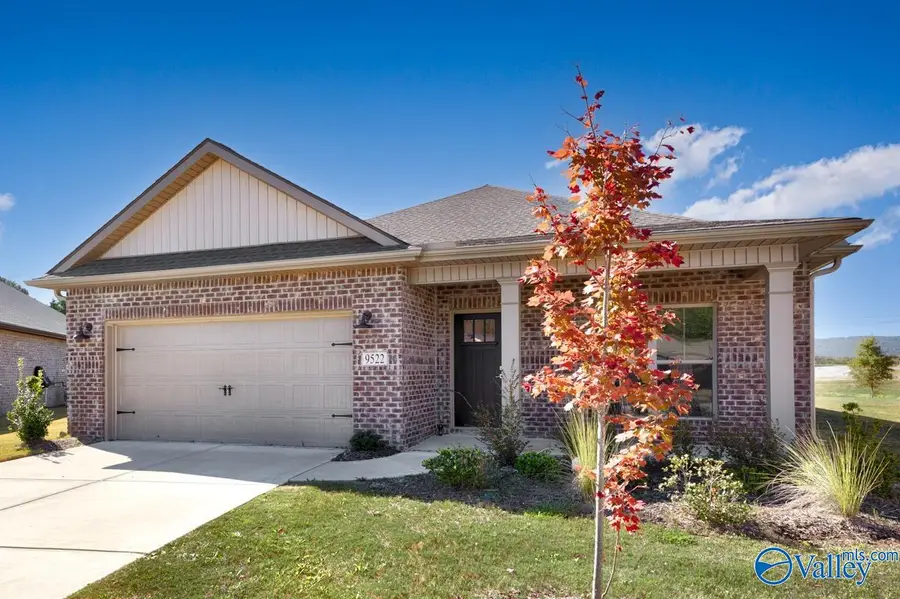 9522 Hampton Oak Drive Se, Owens Cross Roads, AL 35763 - Image #3