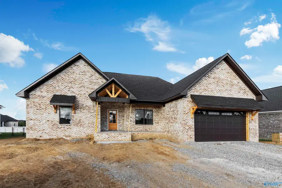 353 Krimson Circle, Albertville, AL 35951 - Image #2