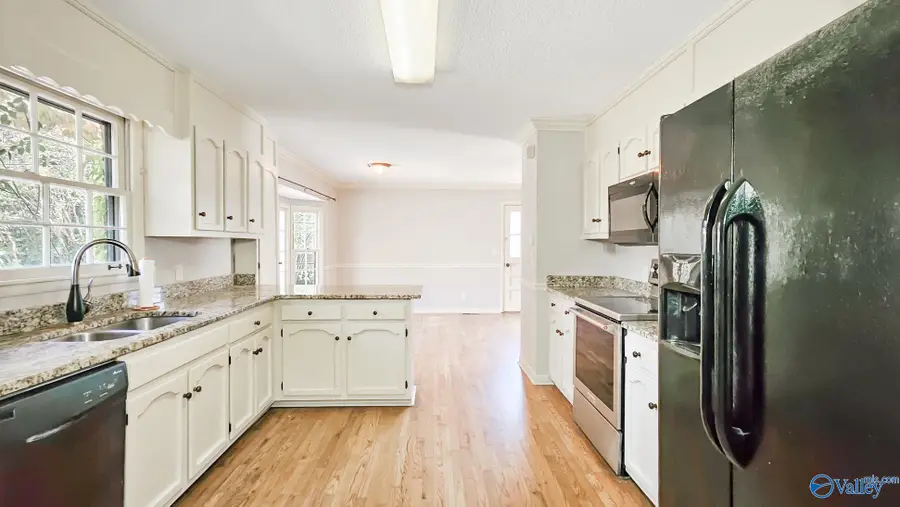 308 Drake Avenue Sw, Huntsville, AL 35801 - Image #2