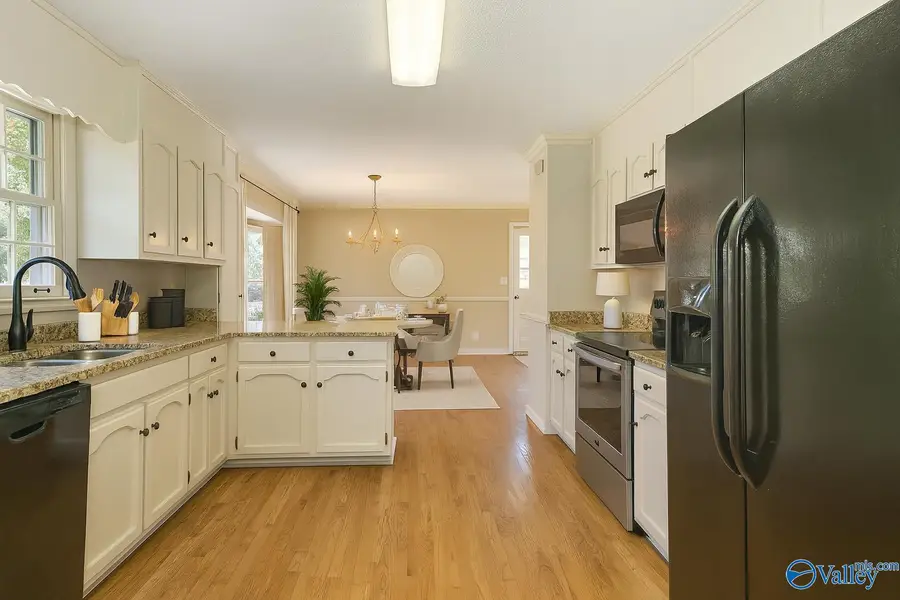 308 Drake Avenue Sw, Huntsville, AL 35801 - Image #3