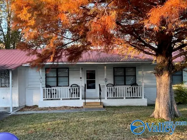 308 Bobwhite Drive Sw, Decatur, AL 35601