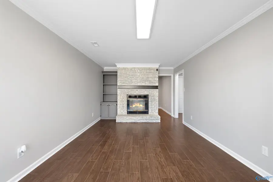 431 Autumnwood Drive Sw, Decatur, AL 35601 - Image #2