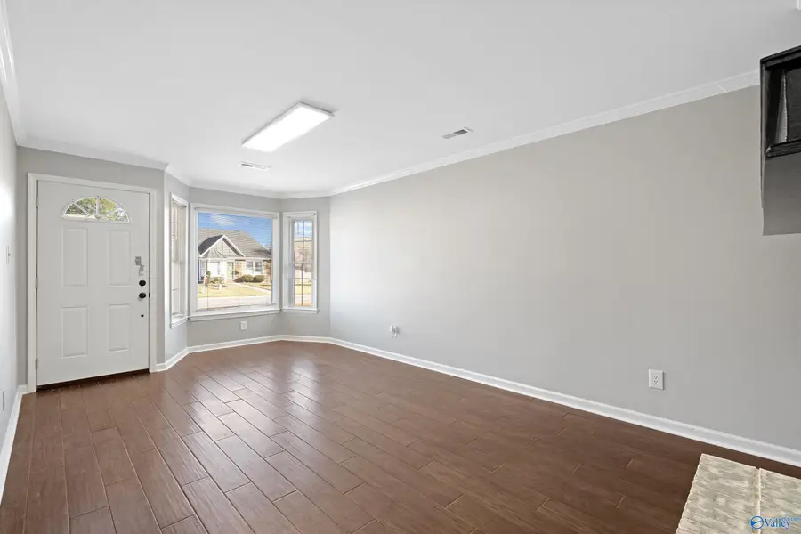 431 Autumnwood Drive Sw, Decatur, AL 35601 - Image #3