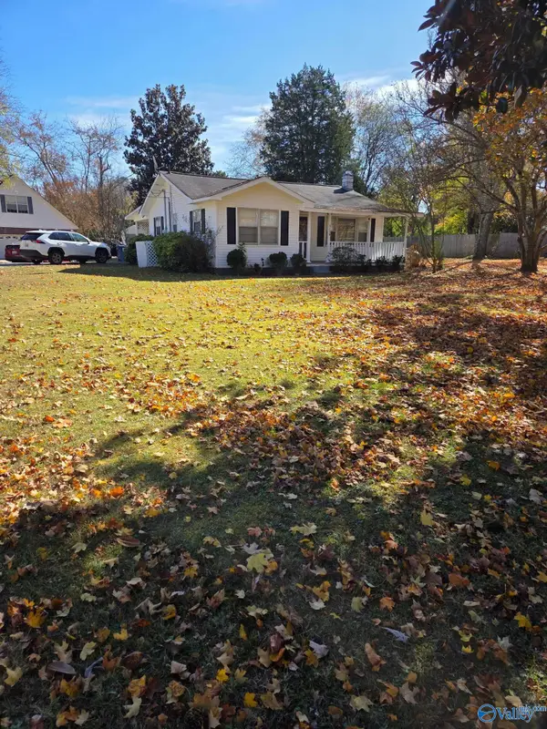 7176 Moores Mill Road, Huntsville, AL 35811