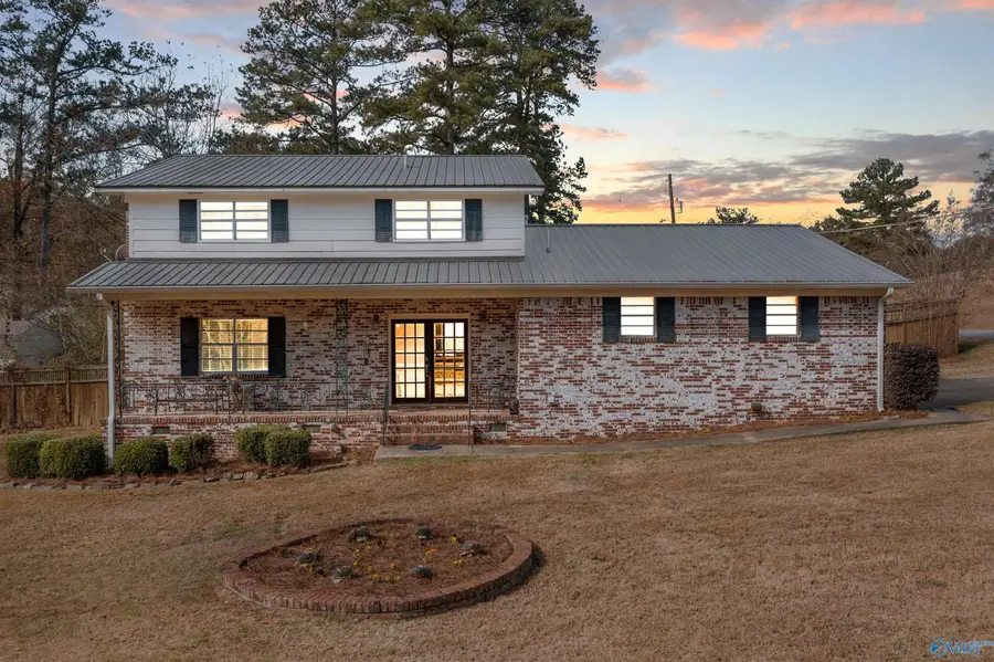 402 Willowbrook Avenue, Glencoe, AL 35905 - Image #2