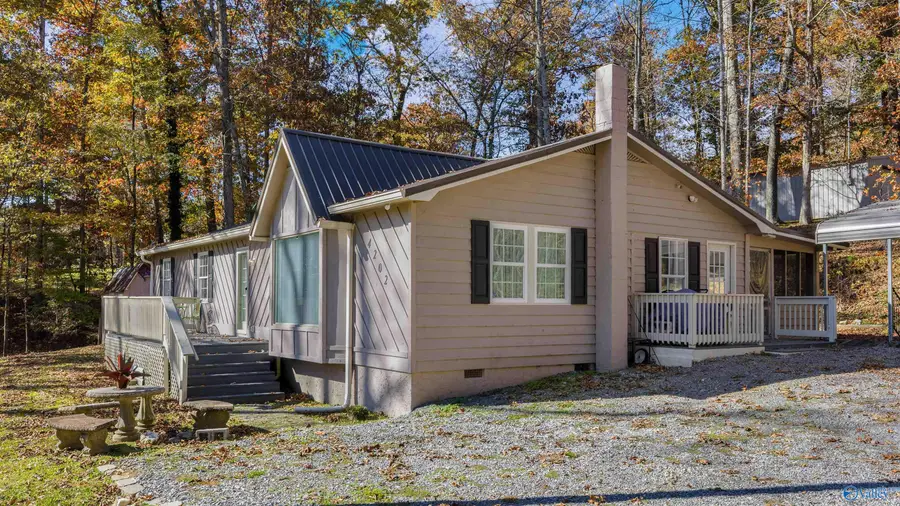 4202 S Gault Avenue, Fort Payne, AL 35967 - Image #3