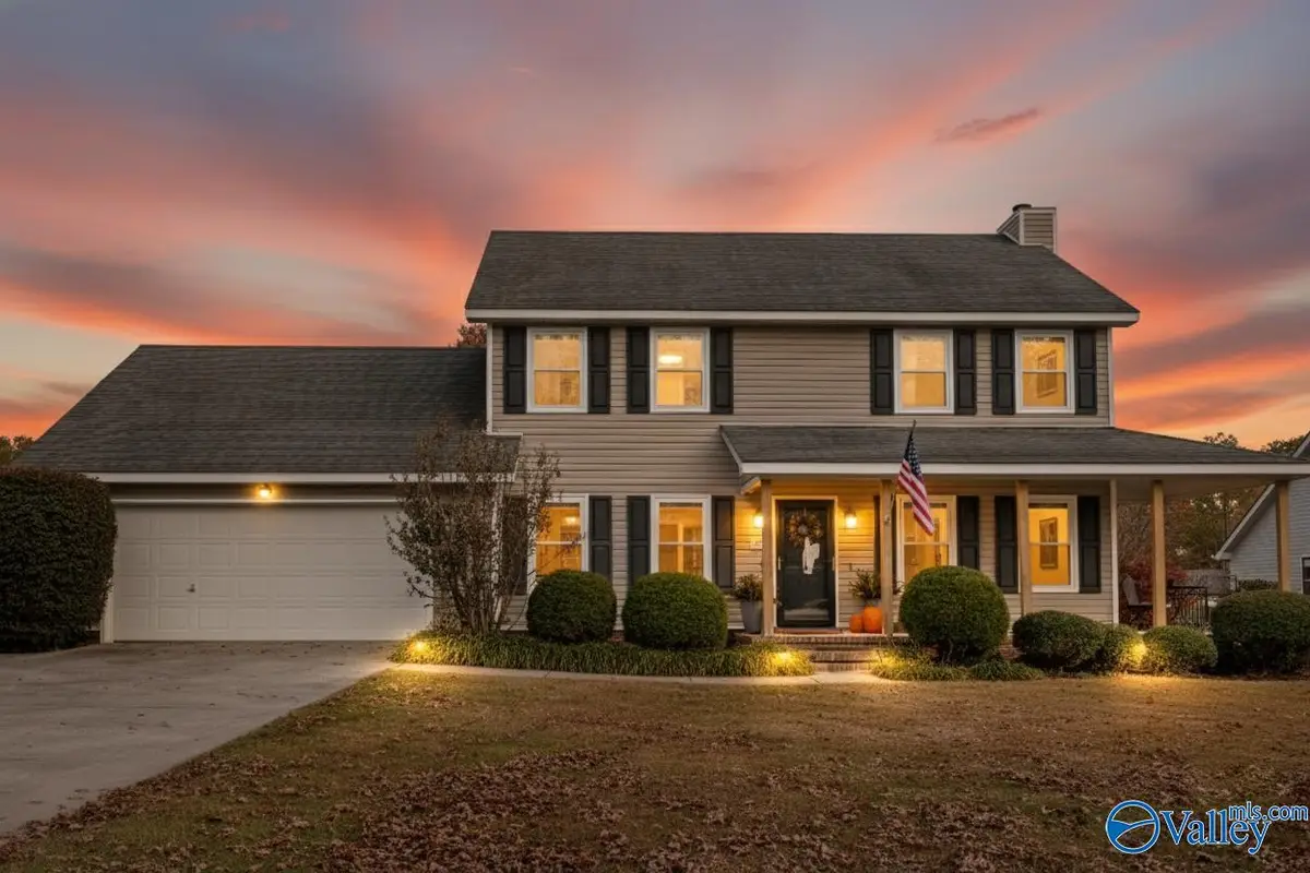 2202 Springdale Drive, Hartselle, AL 35640 - Image #1