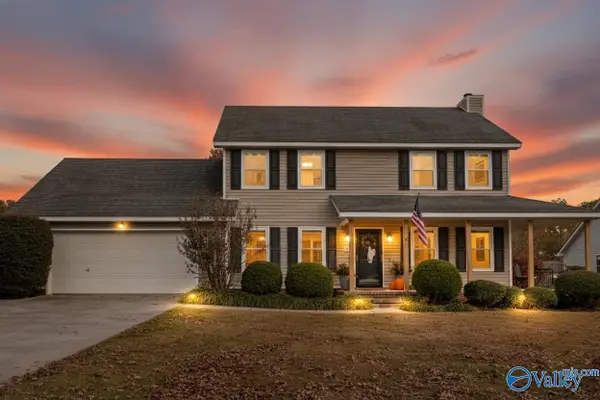 2202 Springdale Drive, Hartselle, AL 35640