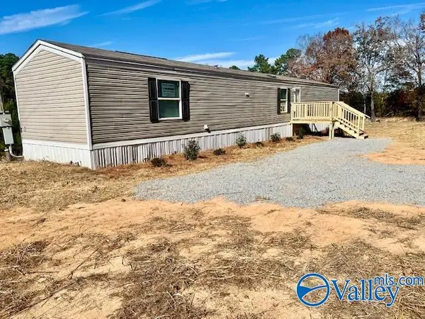 12796 Woodland Lake Road, Mccalla, AL 35111