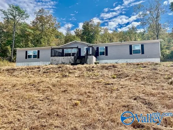 180 Stoney Ridge Lane, Talladega, AL 35160