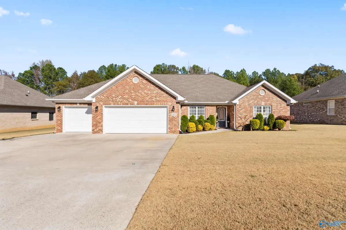 1407 Gypsy Trail, Hartselle, AL 35640 - Image #1
