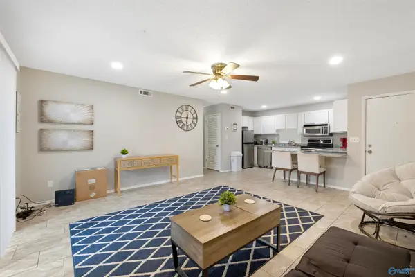 6616 Willow Pointe Drive #A, Huntsville, AL 35806