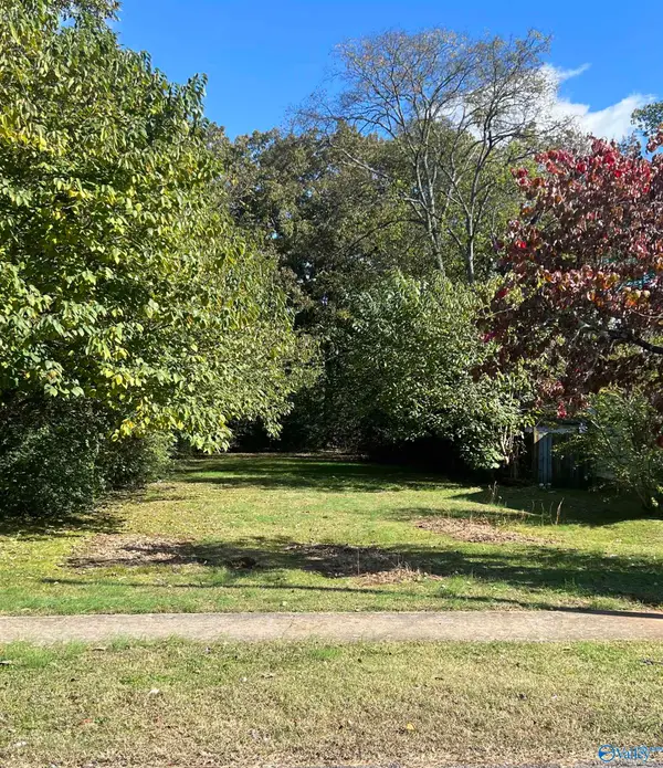 2513 Larry Street Sw, Huntsville, AL 35805