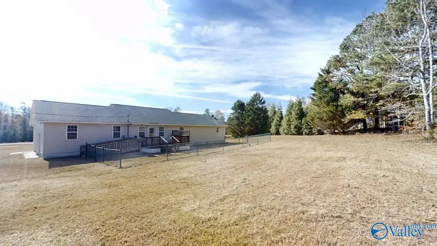 147 Carlisle Cut Off Road, Boaz, AL 35956 - Image #3