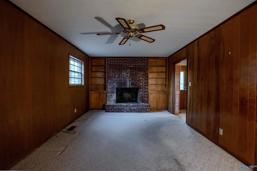 705 Edgewood Street Sw, Decatur, AL 35601 - Image #2