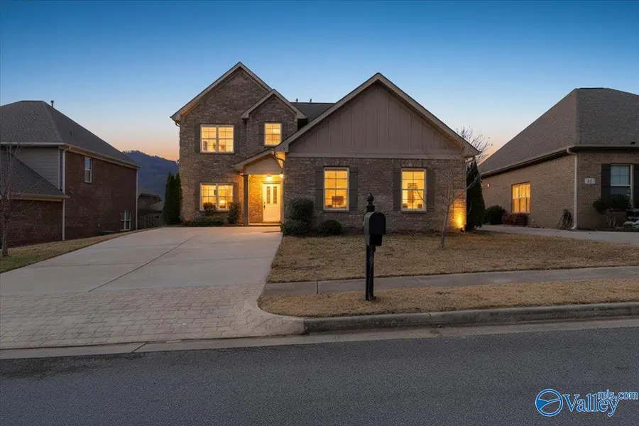 9 Wescott Hill Way, Gurley, AL 35748 - Image #2