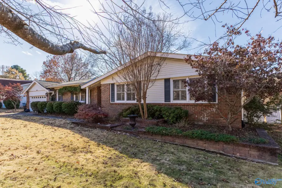 10212 Melanie Drive, Huntsville, AL 35803 - Image #2