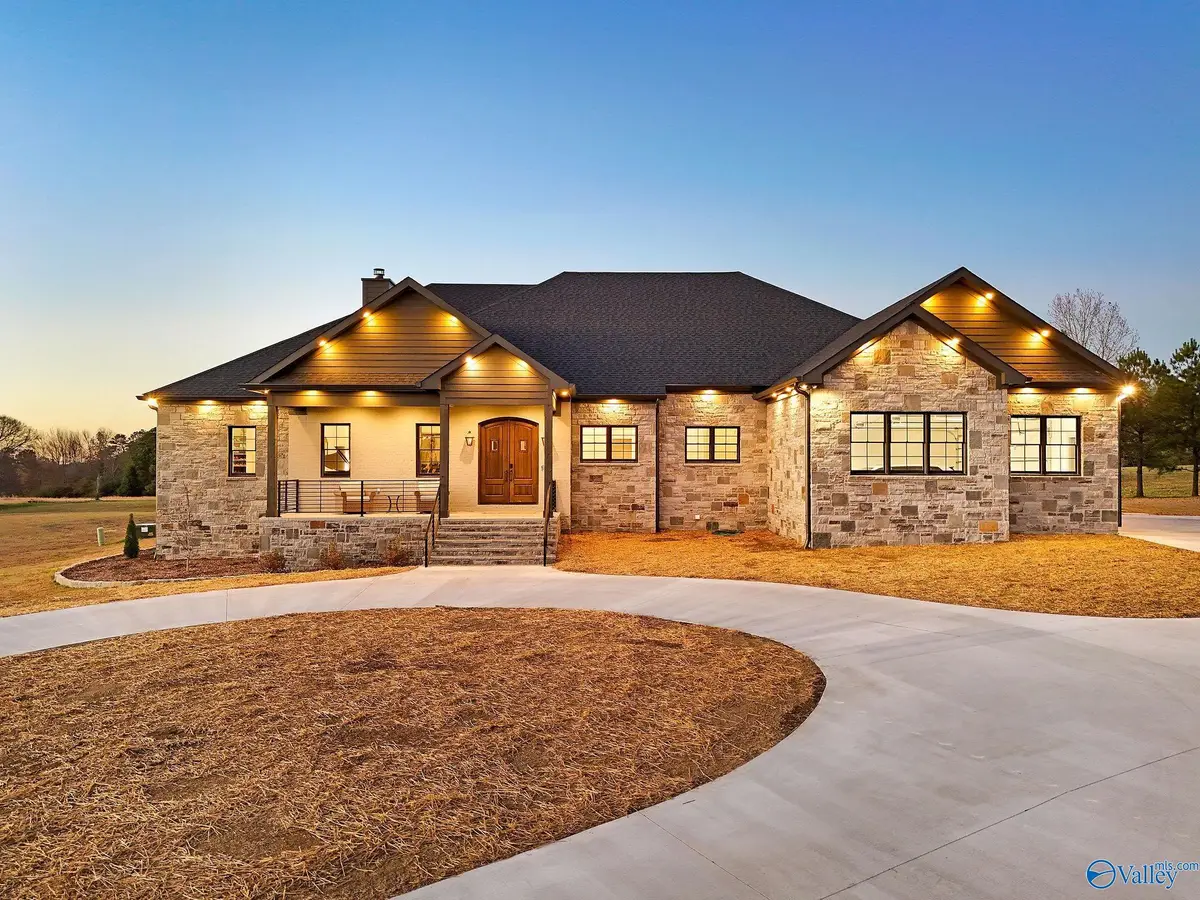 5168 Georgia Mountain Road, Guntersville, AL 35976 - Image #1